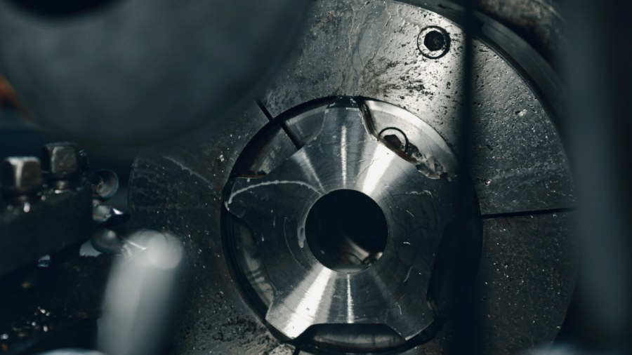 Machine shop - good opportunity for 1st-time buyer